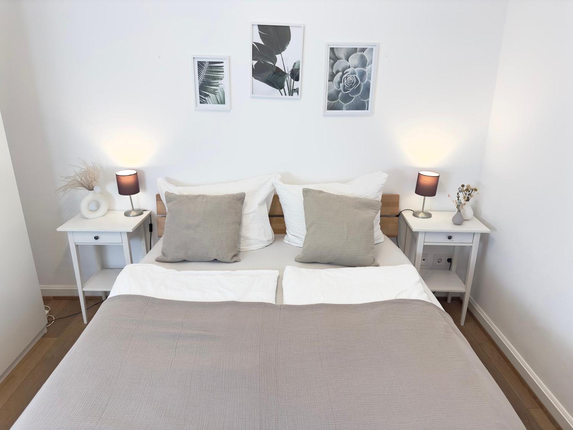 Luxury Old Town Suite - Xxl Terrasse & Xxl Penthouse Heidelberg Exterior photo